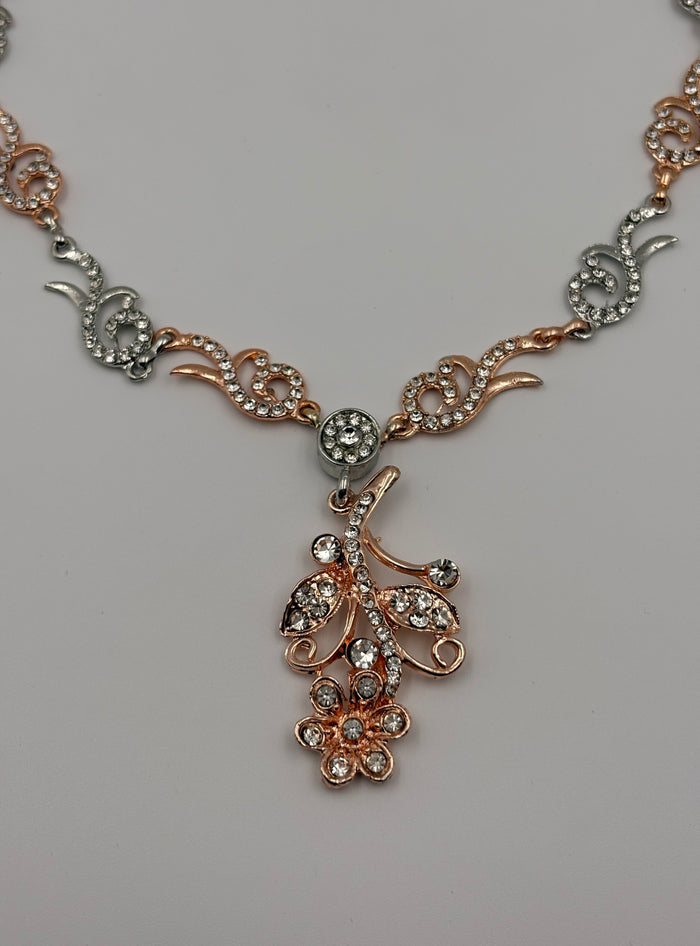 Elegant Gold Leafy Vine Floral Drop Fashion Jewellery Necklace Set View 3