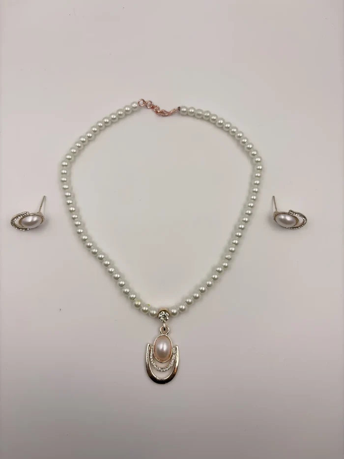 Pearl Necklace Floral Pendant Fashion Jewellery Set for Women View 2