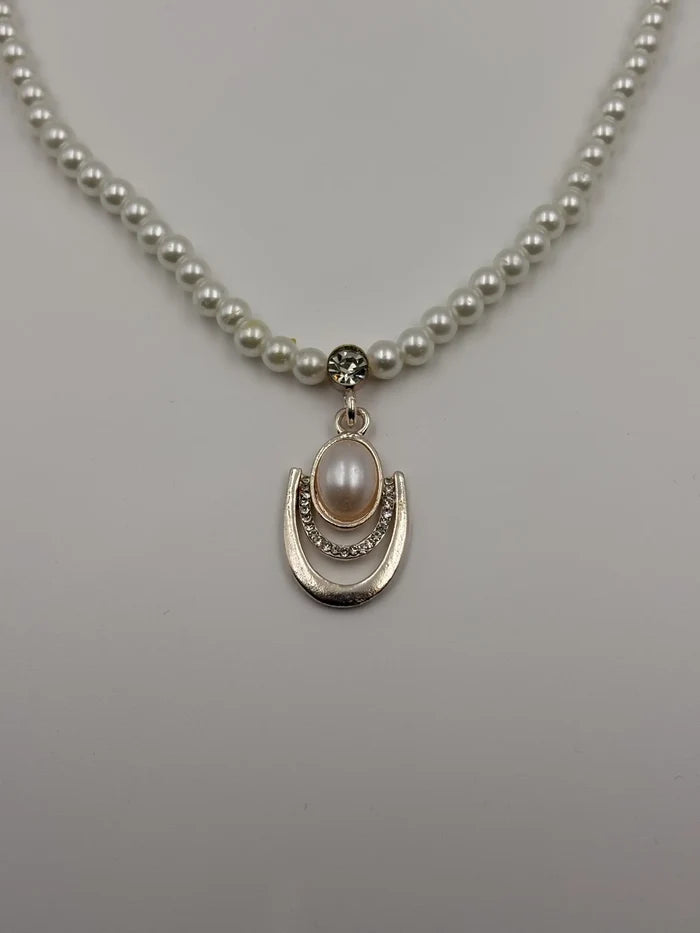 Pearl Necklace Floral Pendant Fashion Jewellery Set for Women View 3