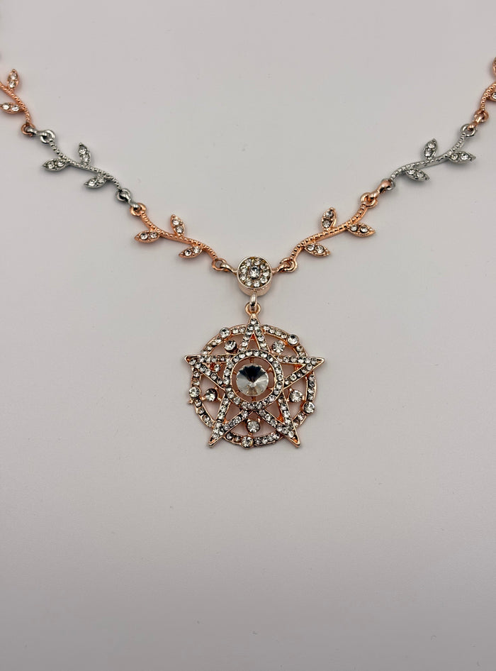 Starlight Halo Necklace Set – Fashion Jewellery for Women | Arveeta